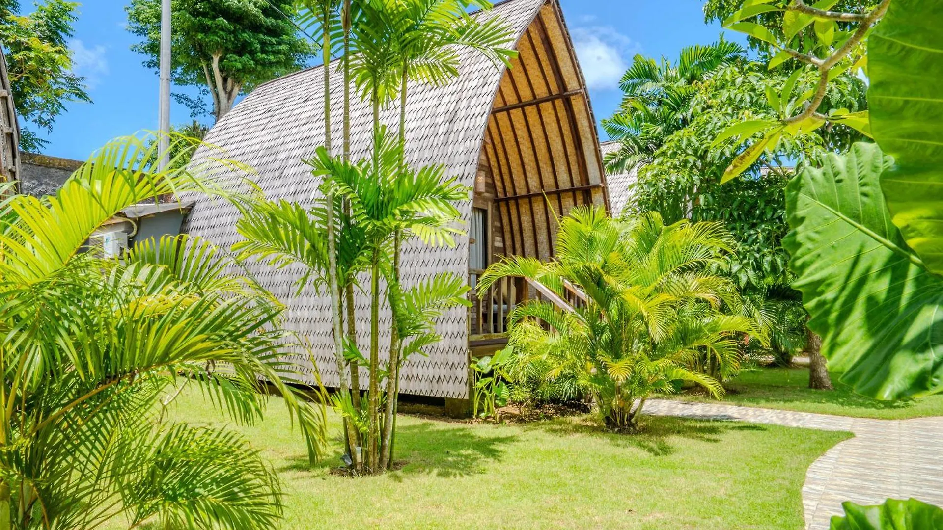 Lumbung Bukit Resort Uluwatu 3*,  Indonézia
